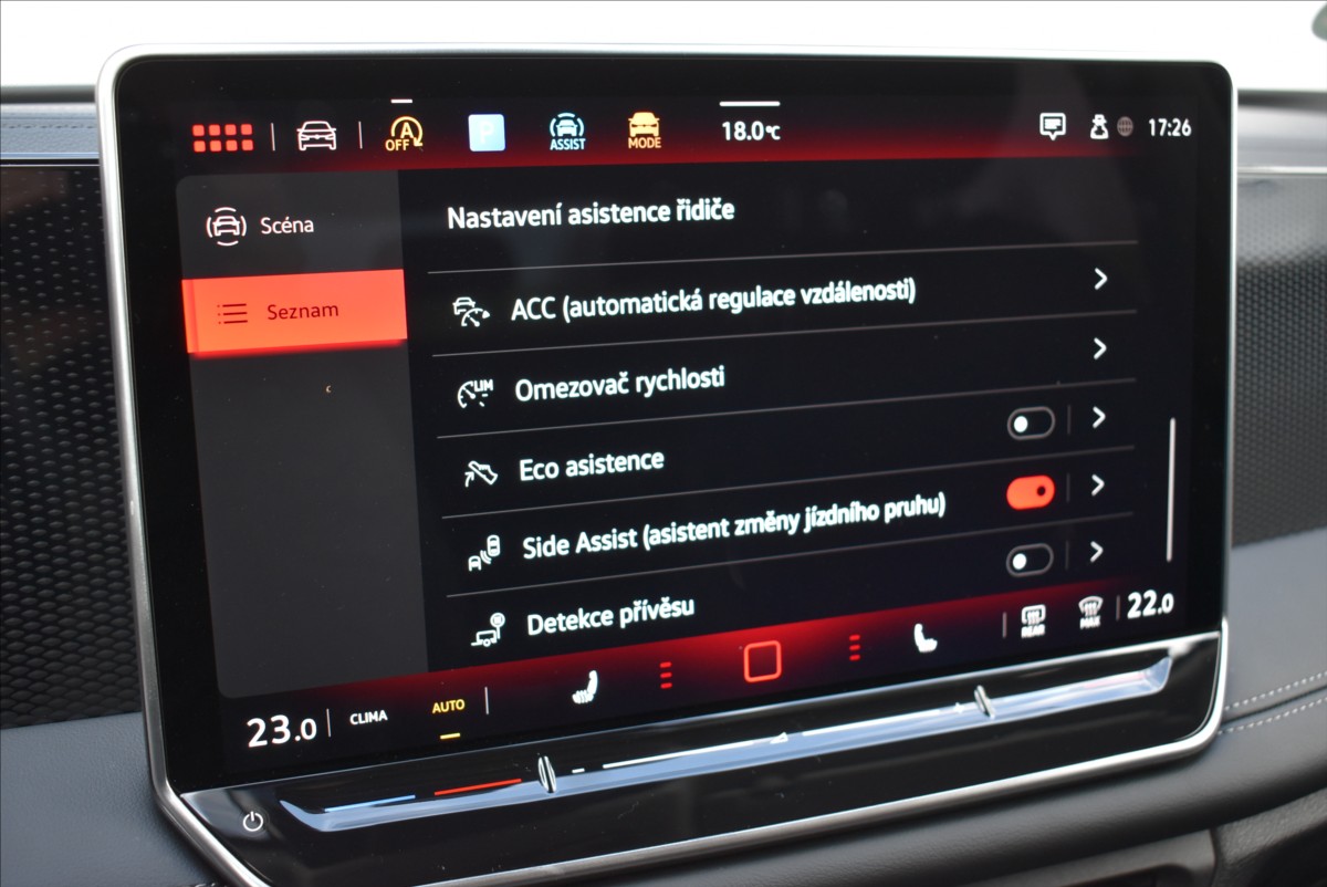 Volkswagen Tiguan 2,0 TDi  DSG IQ Light 3D LED Plus - 24