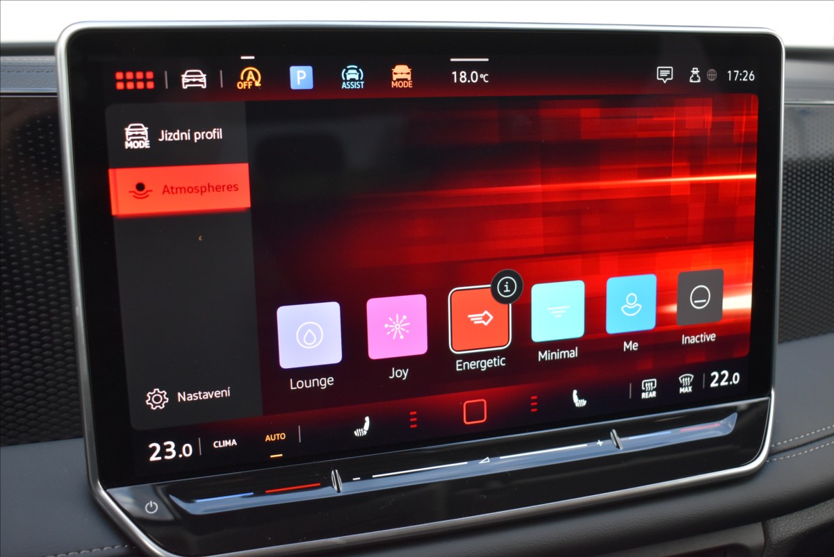 Volkswagen Tiguan 2,0 TDi  DSG IQ Light 3D LED Plus - 27