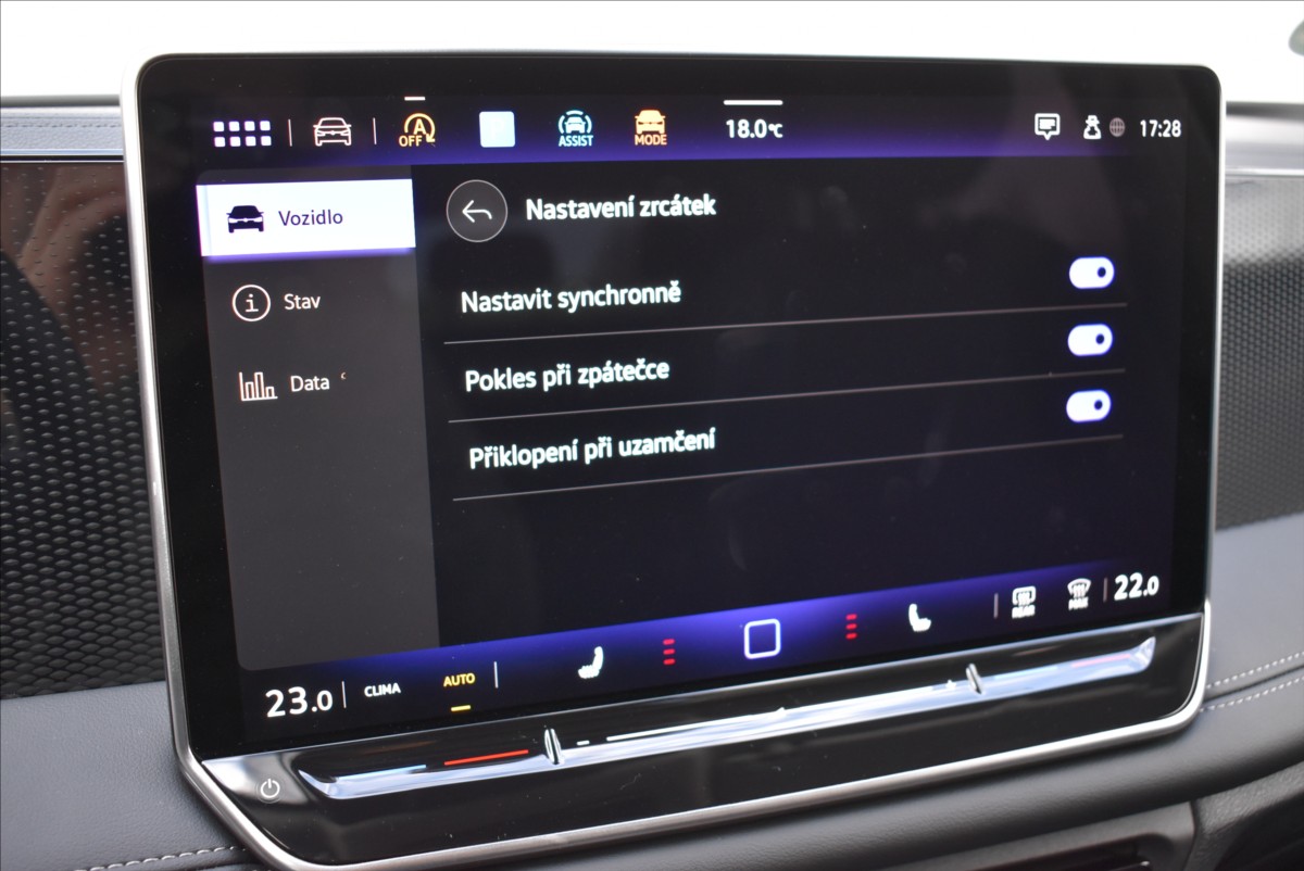 Volkswagen Tiguan 2,0 TDi  DSG IQ Light 3D LED Plus - 37