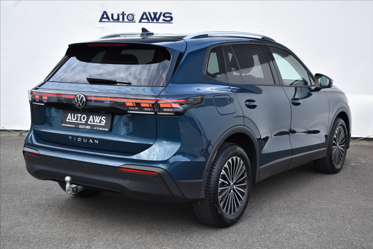 Volkswagen Tiguan 2,0 TDi  DSG IQ Light 3D LED Plus - 5