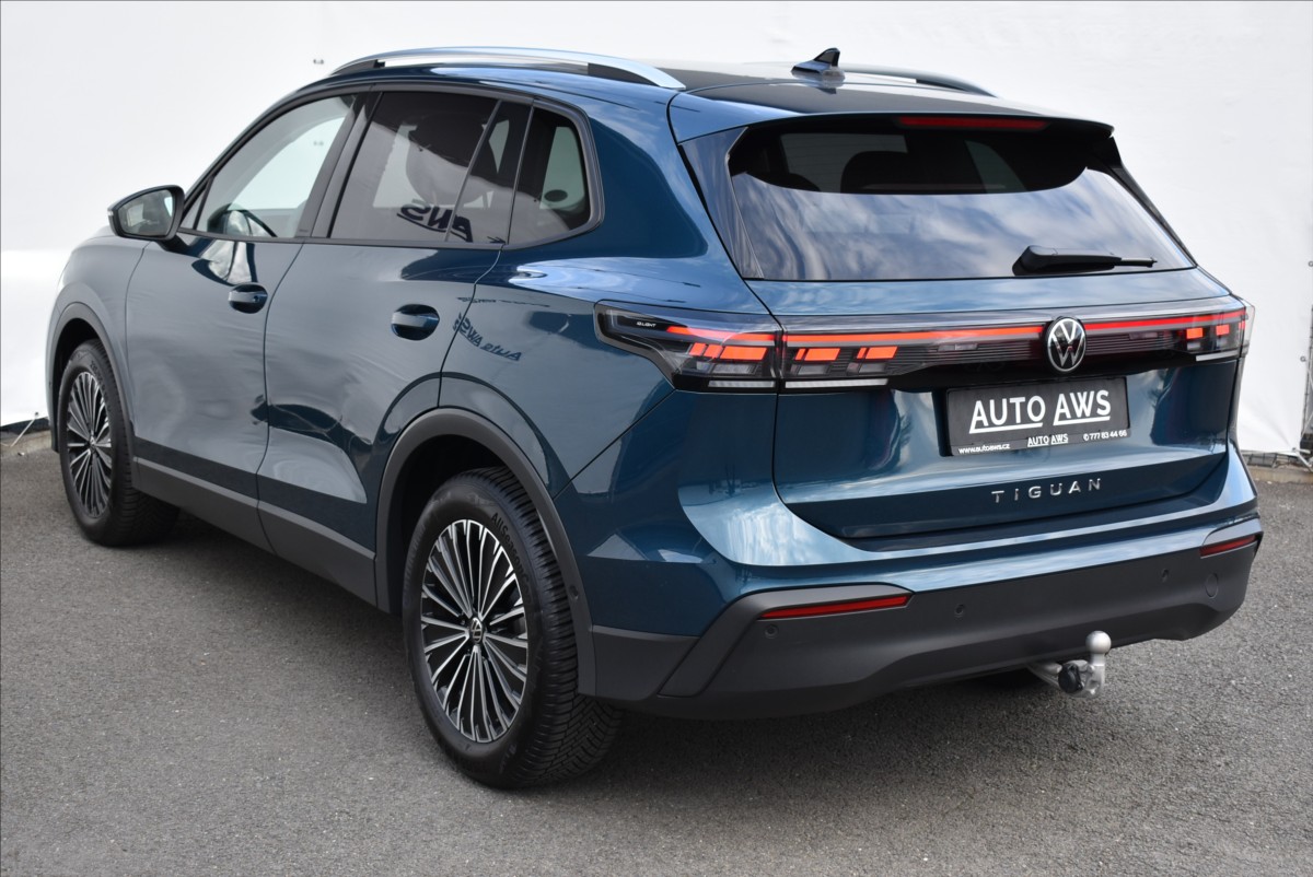 Volkswagen Tiguan 2,0 TDi  DSG IQ Light 3D LED Plus - 7