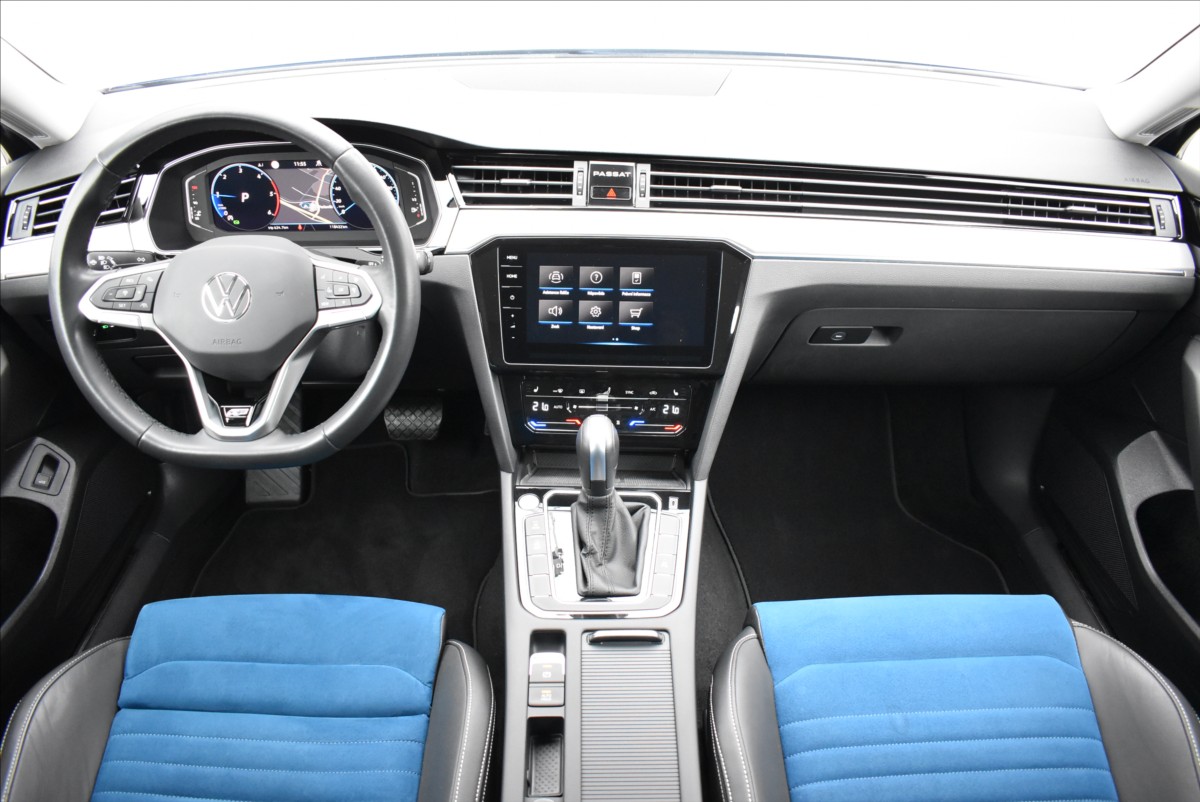 Volkswagen Passat 2,0 TDI  DSG R-Line Webasto Matrix - 16