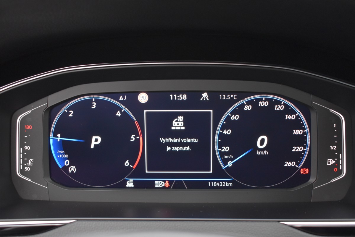 Volkswagen Passat 2,0 TDI  DSG R-Line Webasto Matrix - 26