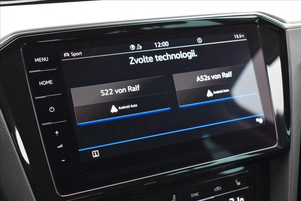 Volkswagen Passat 2,0 TDI  DSG R-Line Webasto Matrix - 34