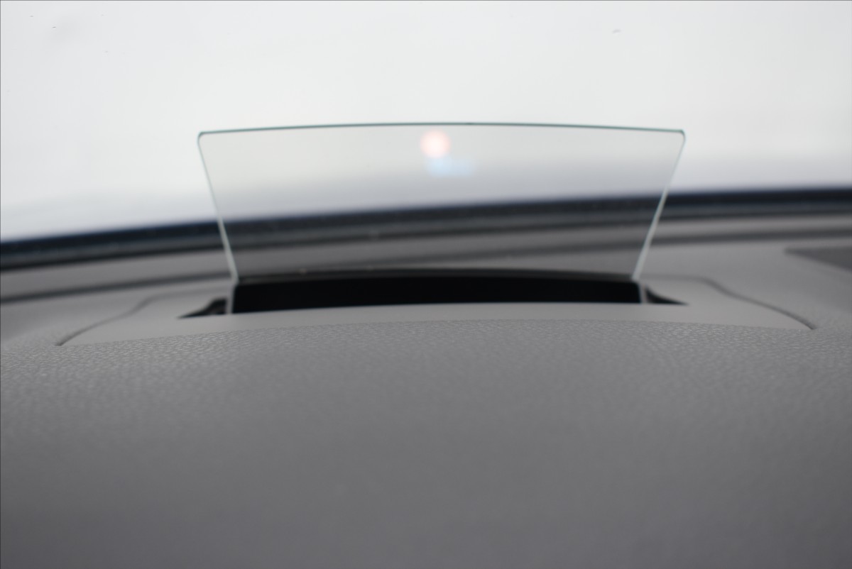 Volkswagen Passat 2,0 TDI  DSG R-Line Webasto Matrix - 45