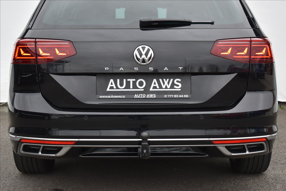 Volkswagen Passat 2,0 TSI  DSG R-Line Webasto Matrix - 12