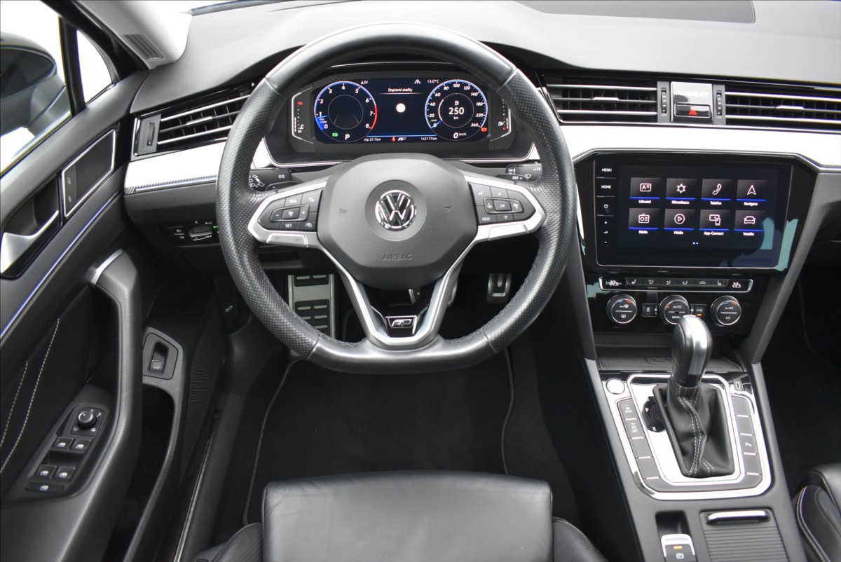 Volkswagen Passat 2,0 TSI  DSG R-Line Webasto Matrix - 20