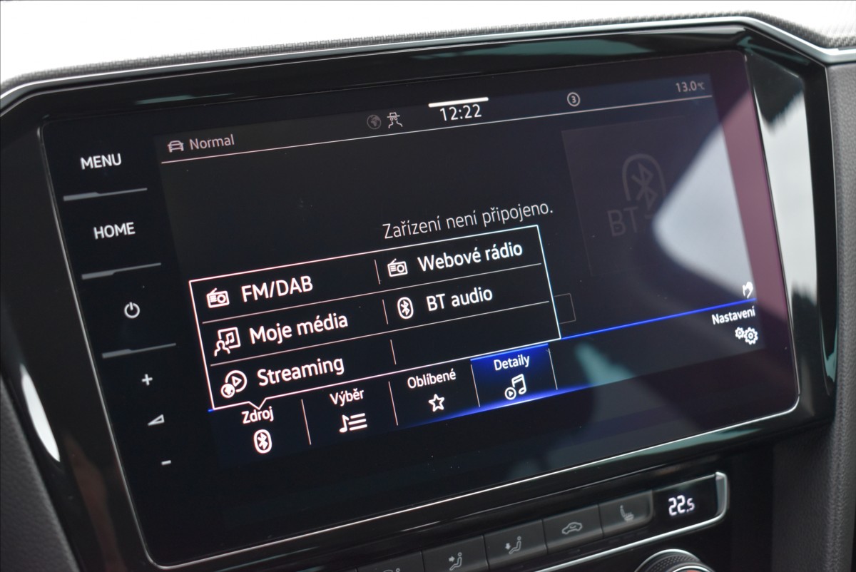 Volkswagen Passat 2,0 TSI  DSG R-Line Webasto Matrix - 37