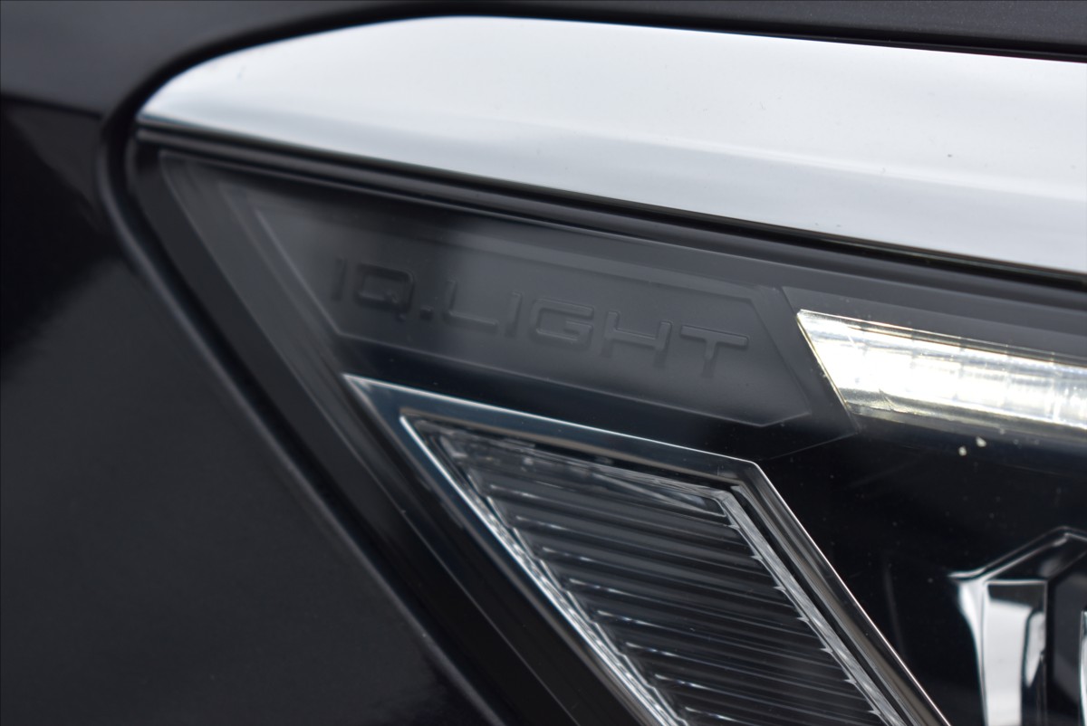 Volkswagen Passat 2,0 TSI  DSG R-Line Webasto Matrix - 3