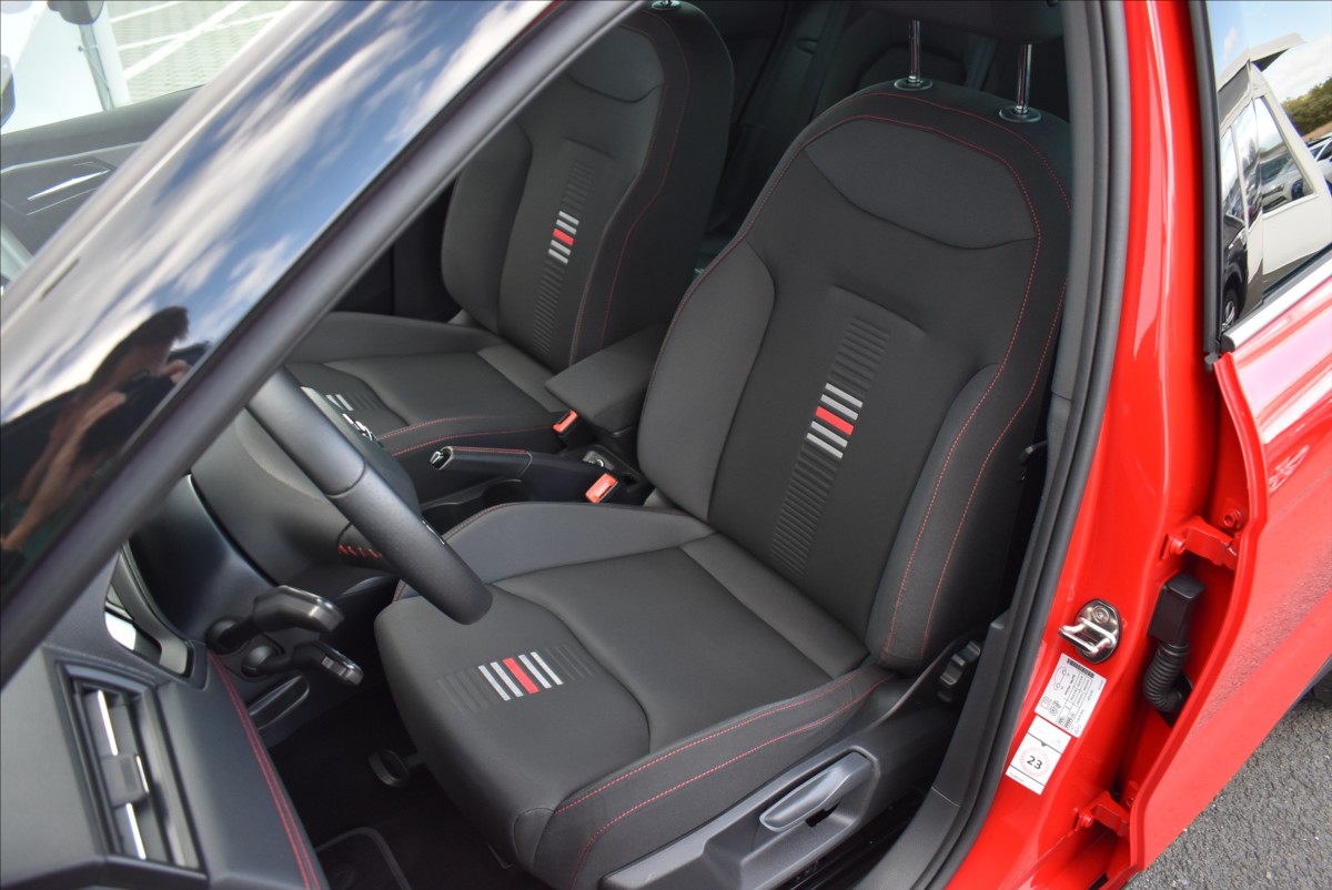Seat Arona 1,0 TGI  FR Line Kamera Assist - 22