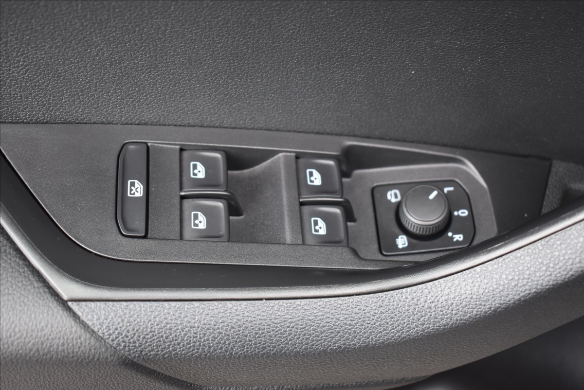 Škoda Karoq 1,5 TSi  Style LED PDC Kessy - 21