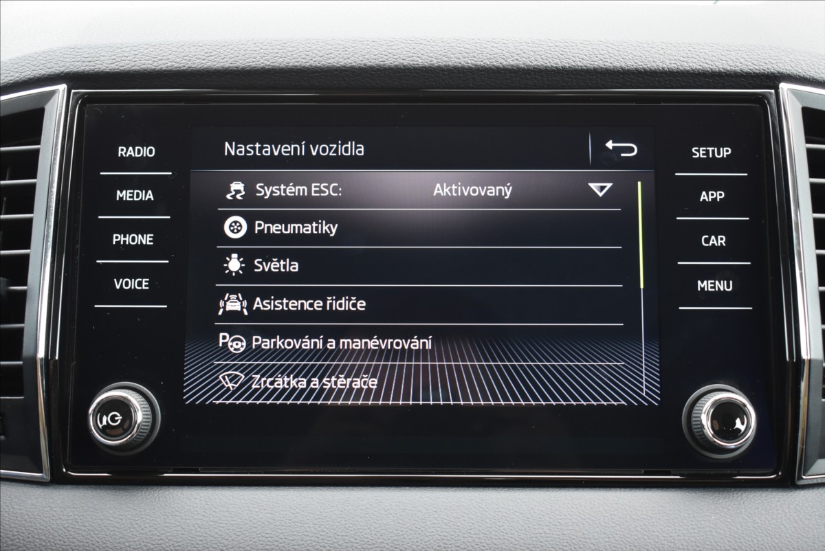 Škoda Karoq 1,5 TSi  Style LED PDC Kessy - 27