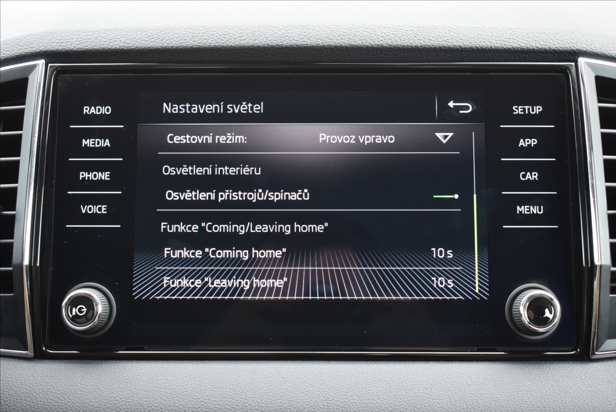 Škoda Karoq 1,5 TSi  Style LED PDC Kessy - 30