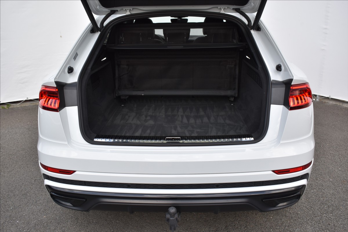 Audi Q8 3,0 50TDi  Quattro S-Line LED Assist - 11