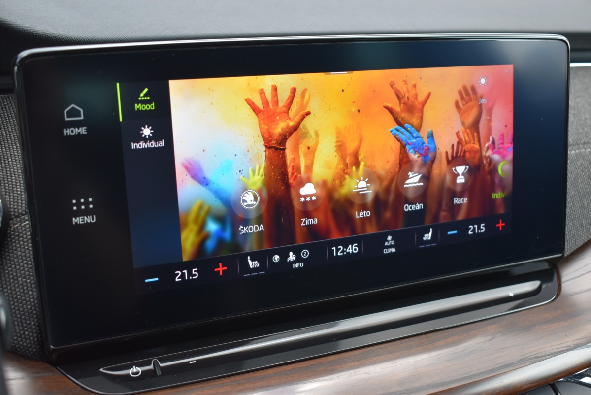 Škoda Octavia 1,5 TSi  DSG e-TEC Scout LED Virtual - 32