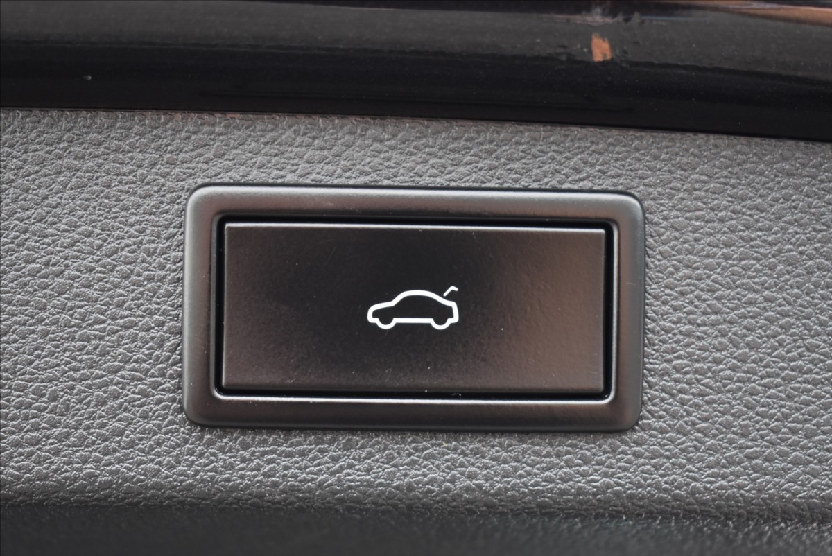 Škoda Kodiaq 2,0 TDi  DSG Sportline Assist Nez.top. - 11