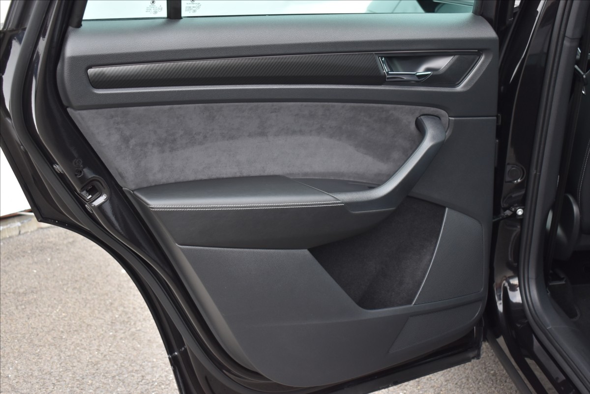 Škoda Kodiaq 2,0 TDi  DSG Sportline Assist Nez.top. - 12