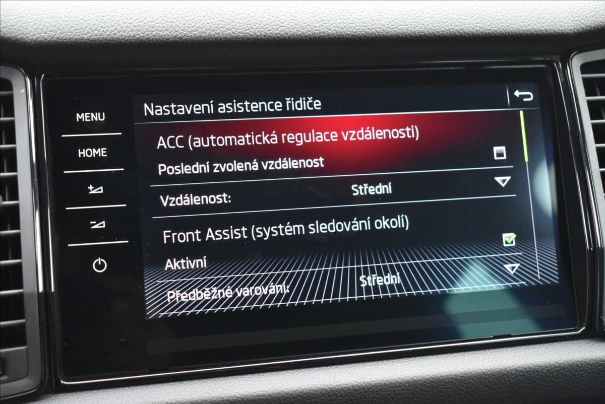 Škoda Kodiaq 2,0 TDi  DSG Sportline Assist Nez.top. - 31