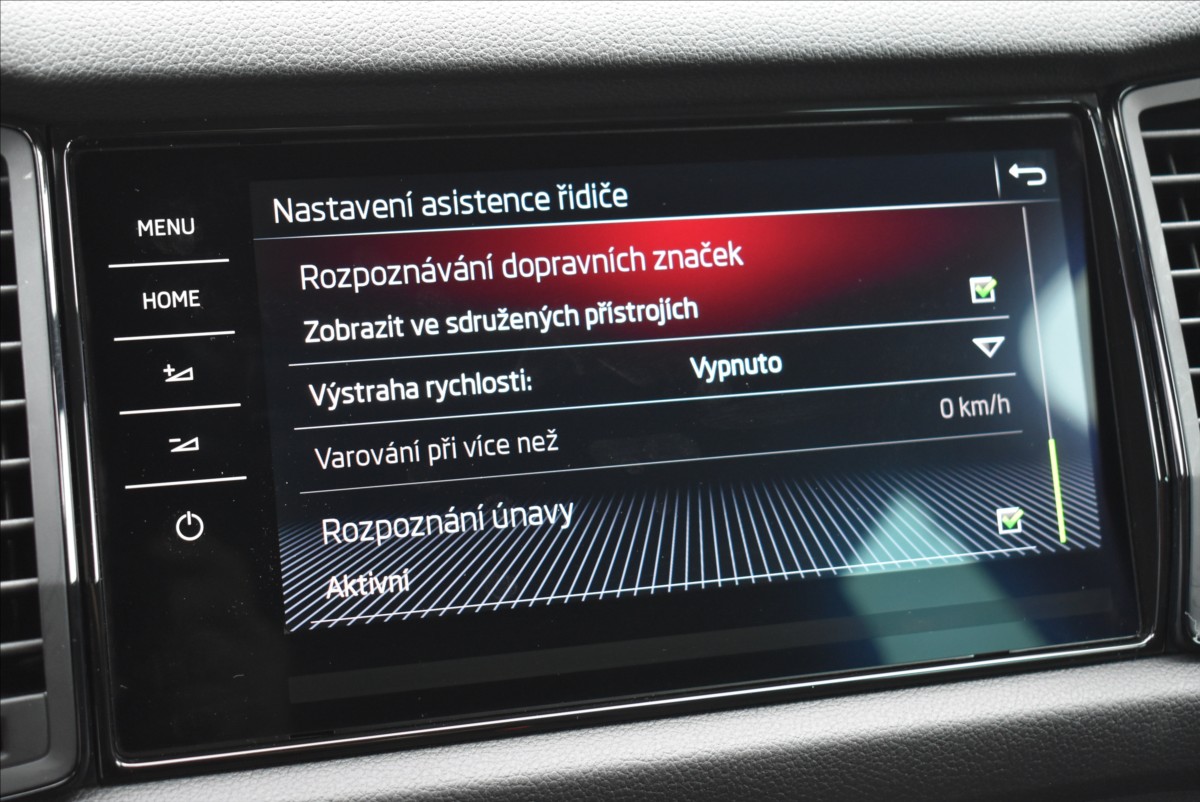 Škoda Kodiaq 2,0 TDi  DSG Sportline Assist Nez.top. - 33