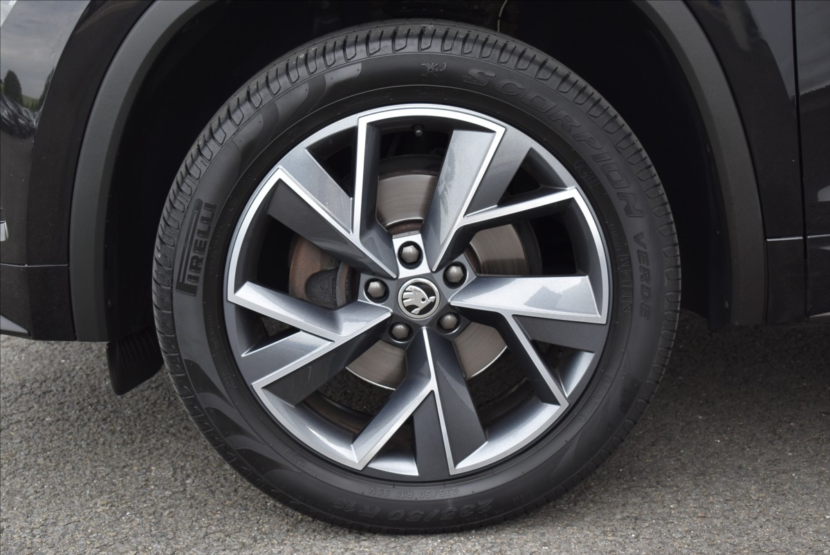 Škoda Kodiaq 2,0 TDi  DSG Sportline Assist Nez.top. - 4