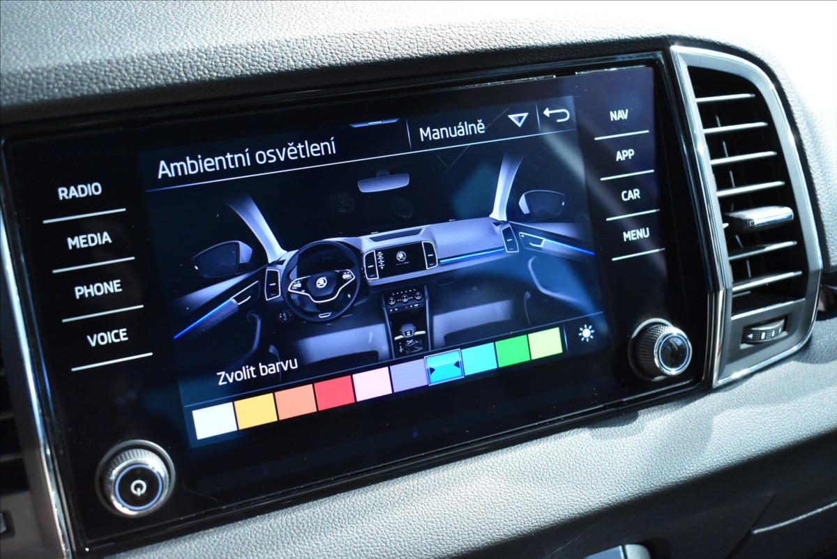 Škoda Karoq 2,0 TDi  Style Virtual Assist LED - 28