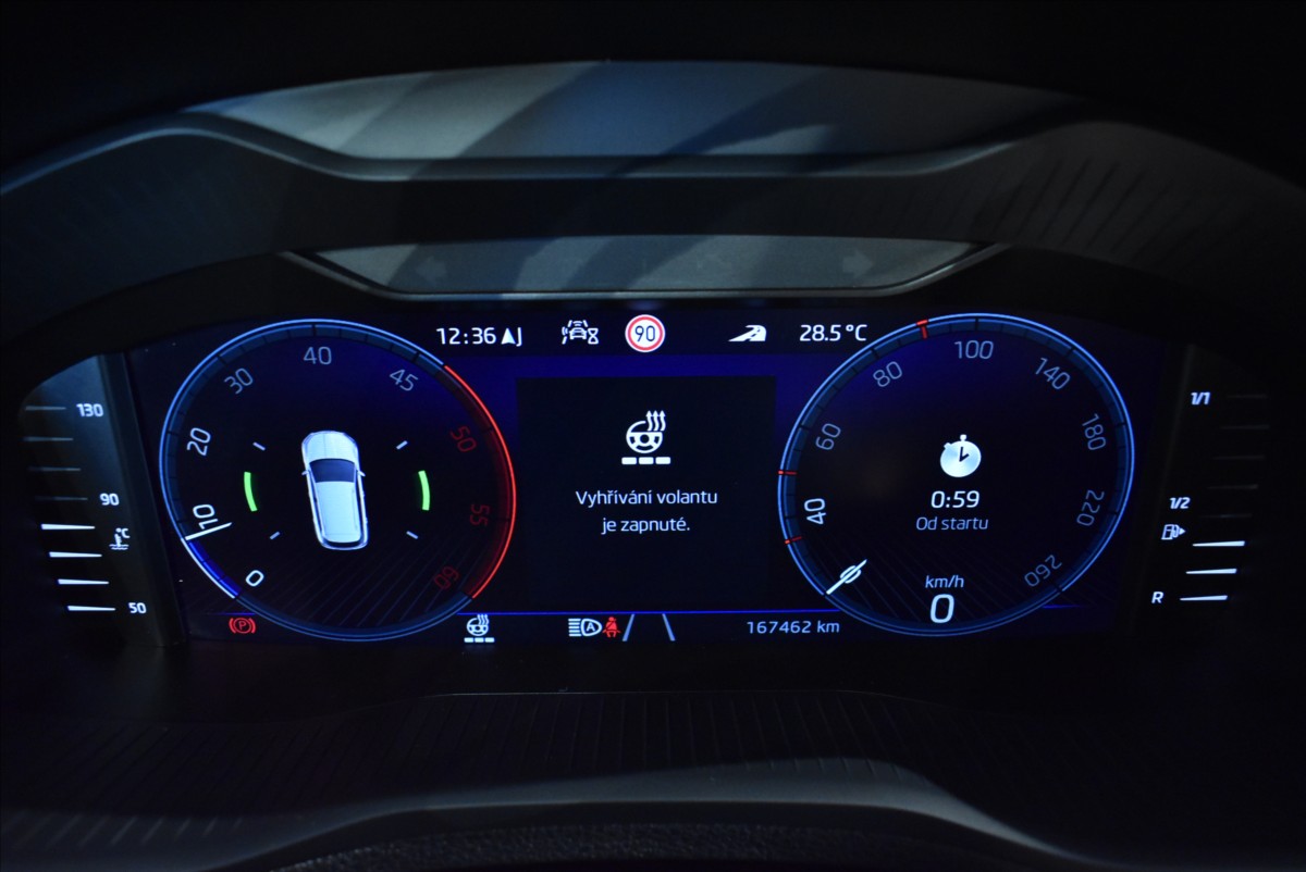 Škoda Karoq 2,0 TDi  Style Virtual Assist LED - 40