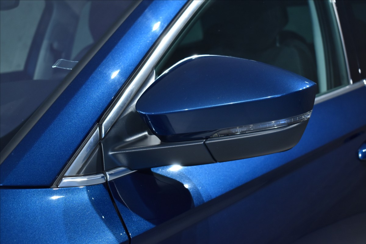 Škoda Karoq 2,0 TDi  Style Virtual Assist LED - 5