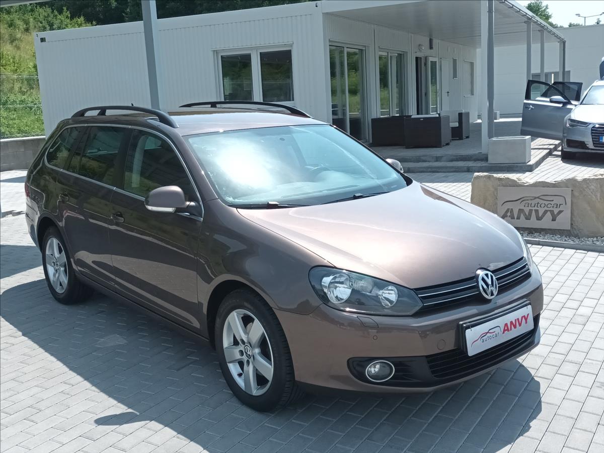 Autocar Anvy - Volkswagen Golf 1,6 TDI,AUTOMAT,VÝHŘEV,TAŽNÉ