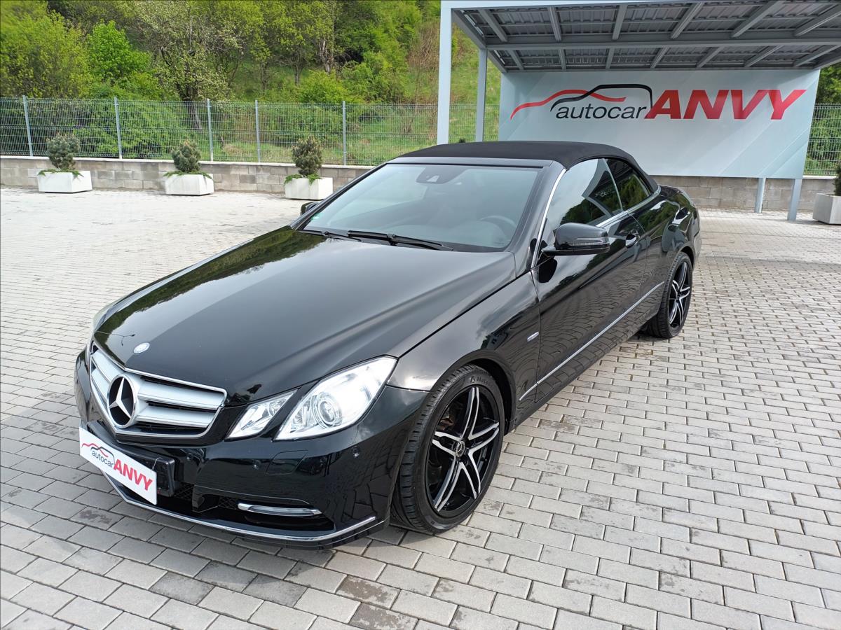 Autocar Anvy - Mercedes-Benz Třídy E 3,0 E 350 CDI Blue,Avantgarde