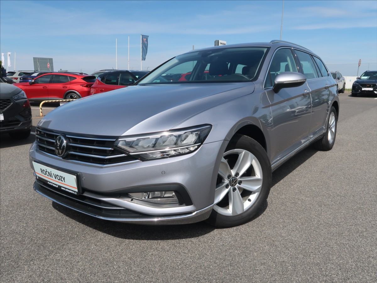 Volkswagen Passat 2,0 TDI 147 kW DSG R 1.maj