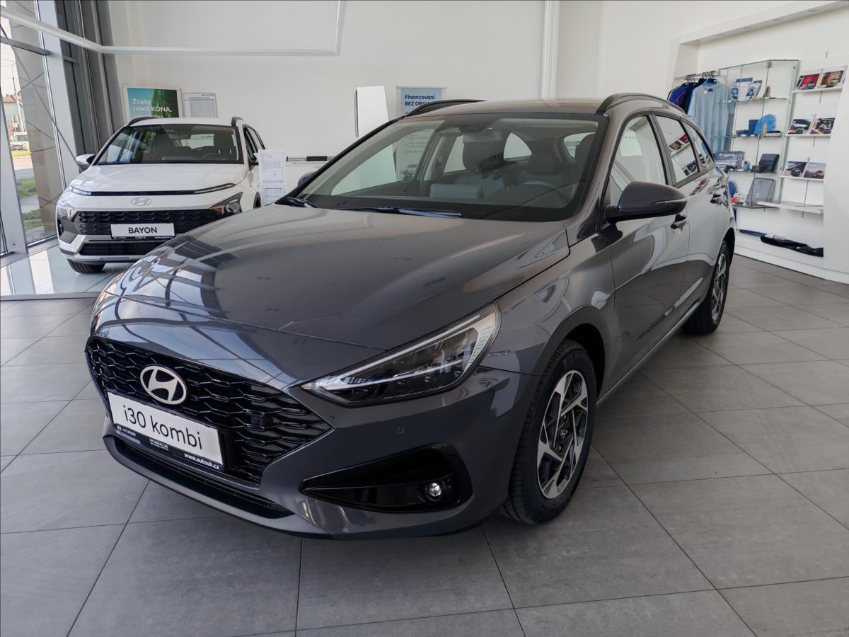 Hyundai i30 1,5 i  Smart MY25