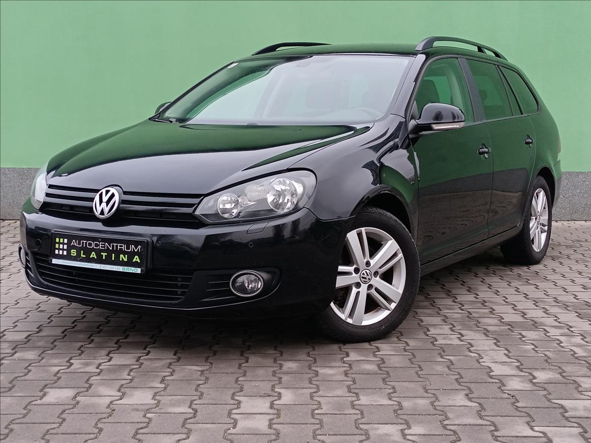 Volkswagen Golf 1,6 TDi DSG SERVISKA