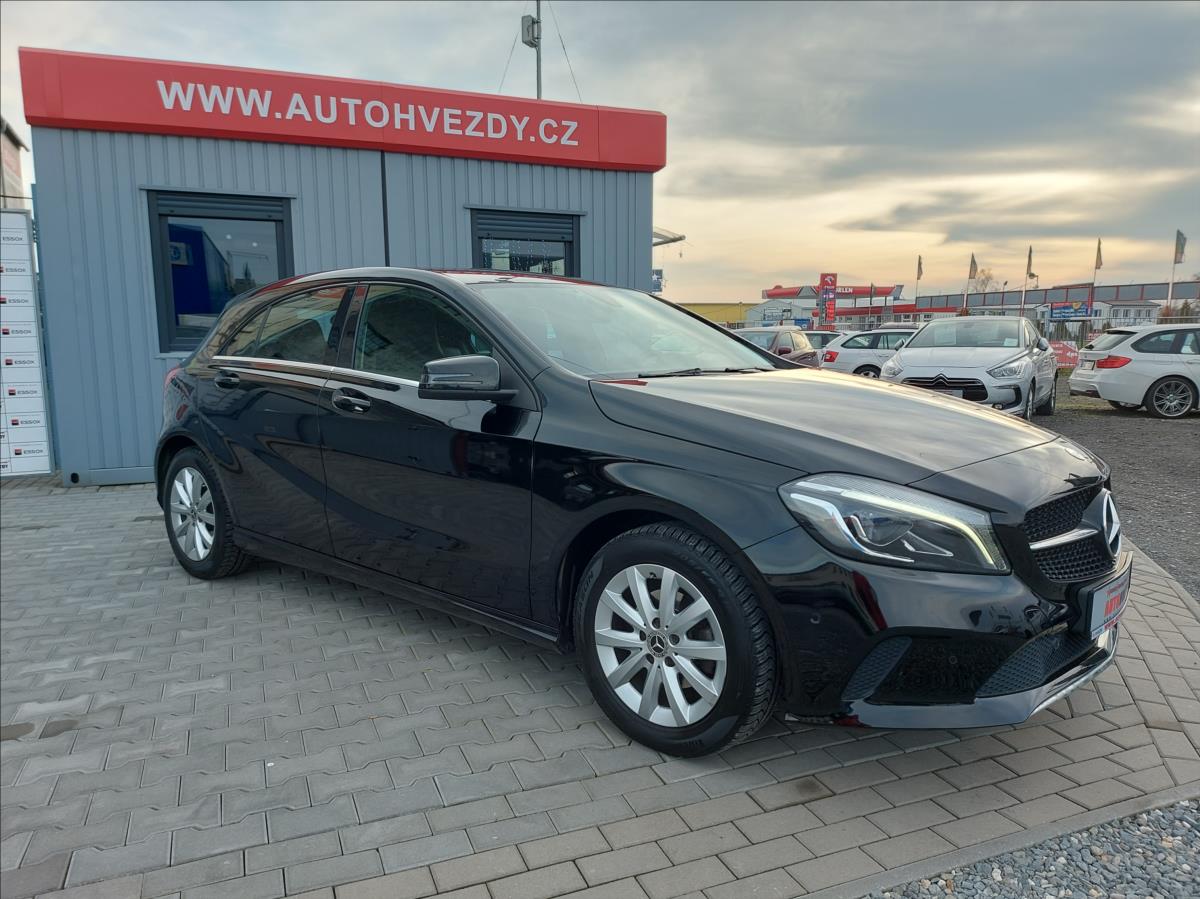 Mercedes-Benz Tdy A 180d SPORT AUT R S.KNIHA