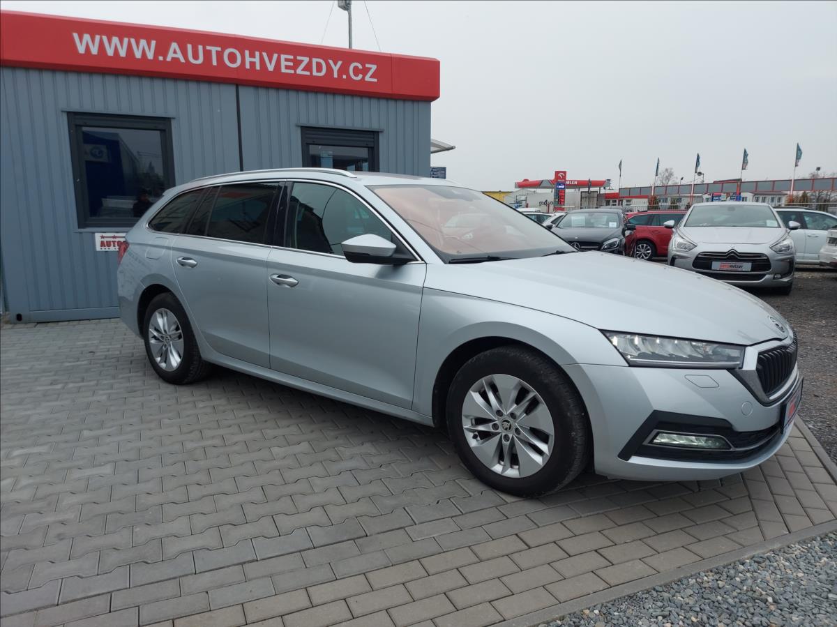koda Octavia 2,0 TDI STYLE FUL LED S.KNIHA