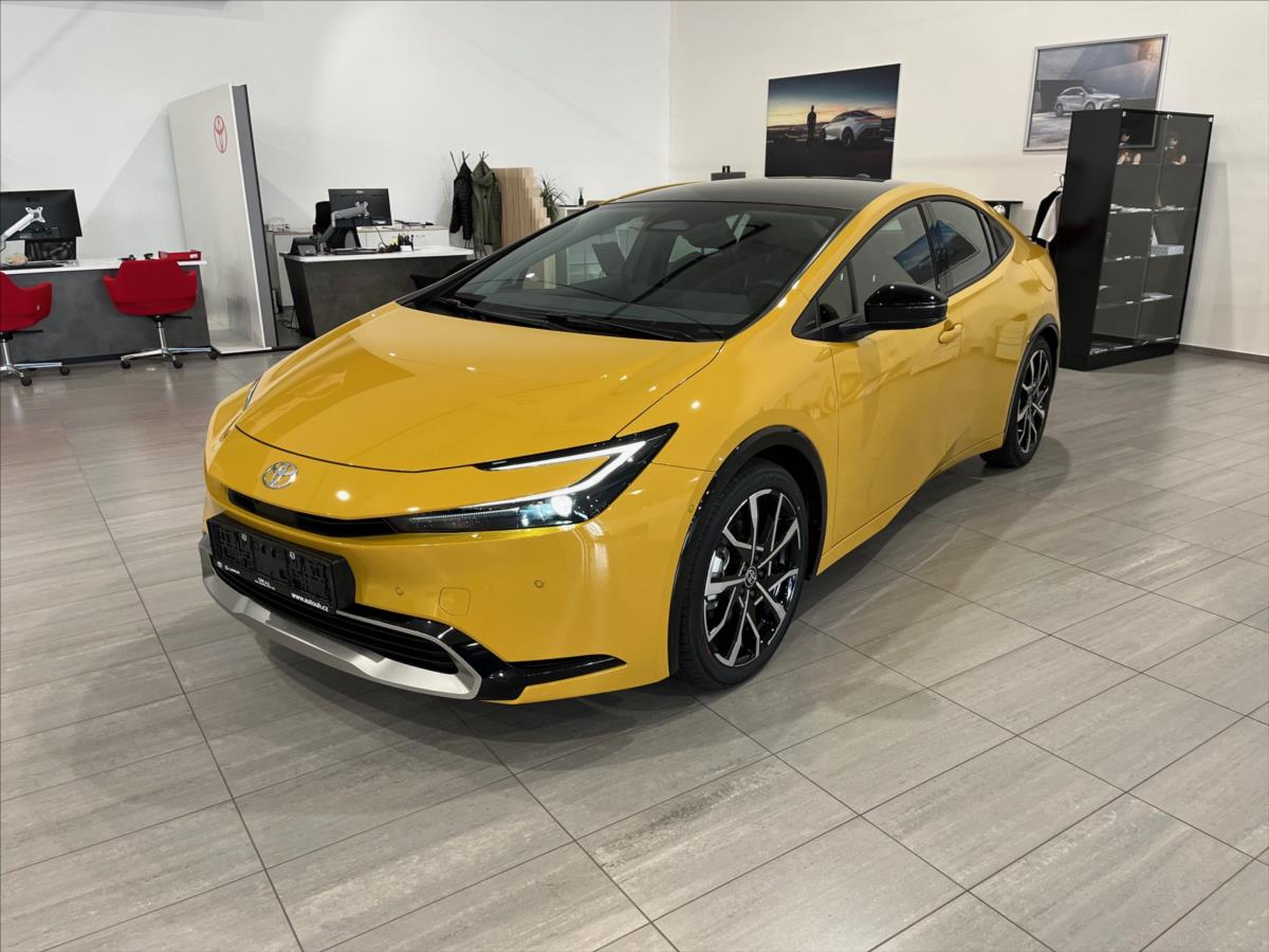 Toyota Prius 2.0 Plug-in hybrid 223 kon  Executive