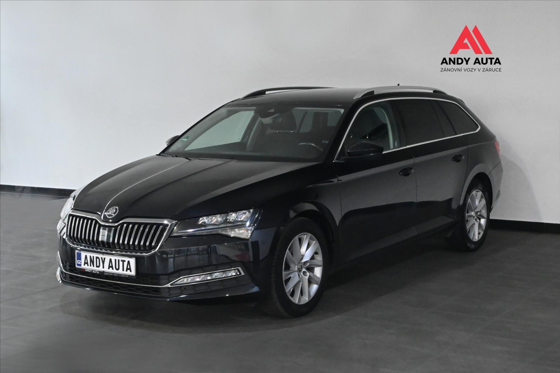 koda Superb 2,0 TDi 110kW DSG Style Zruka a 5 let