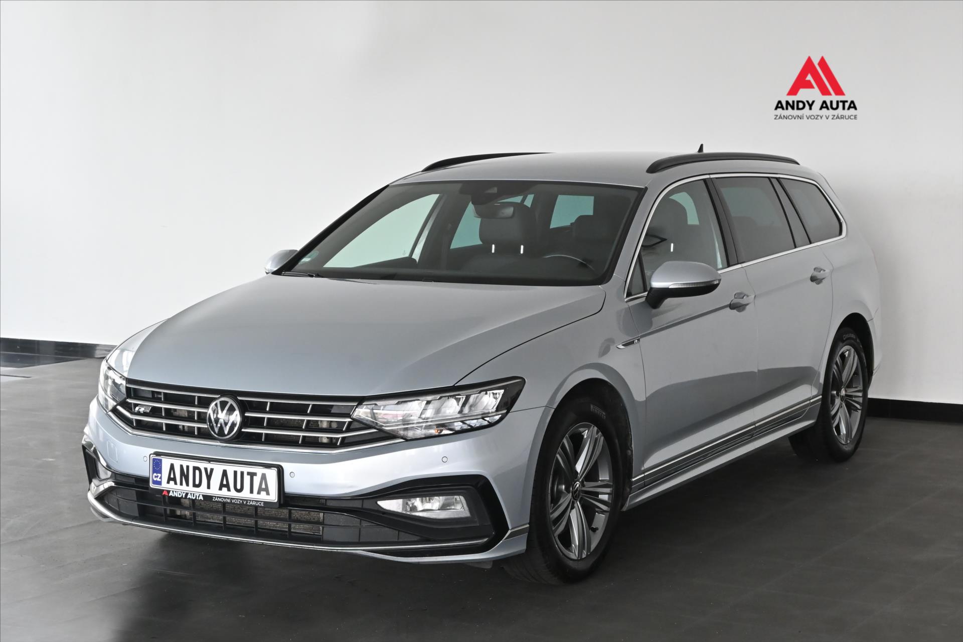 Volkswagen Passat 2,0 TDi 147kW DSG 4Motion R-Line Zruka a 5 let
