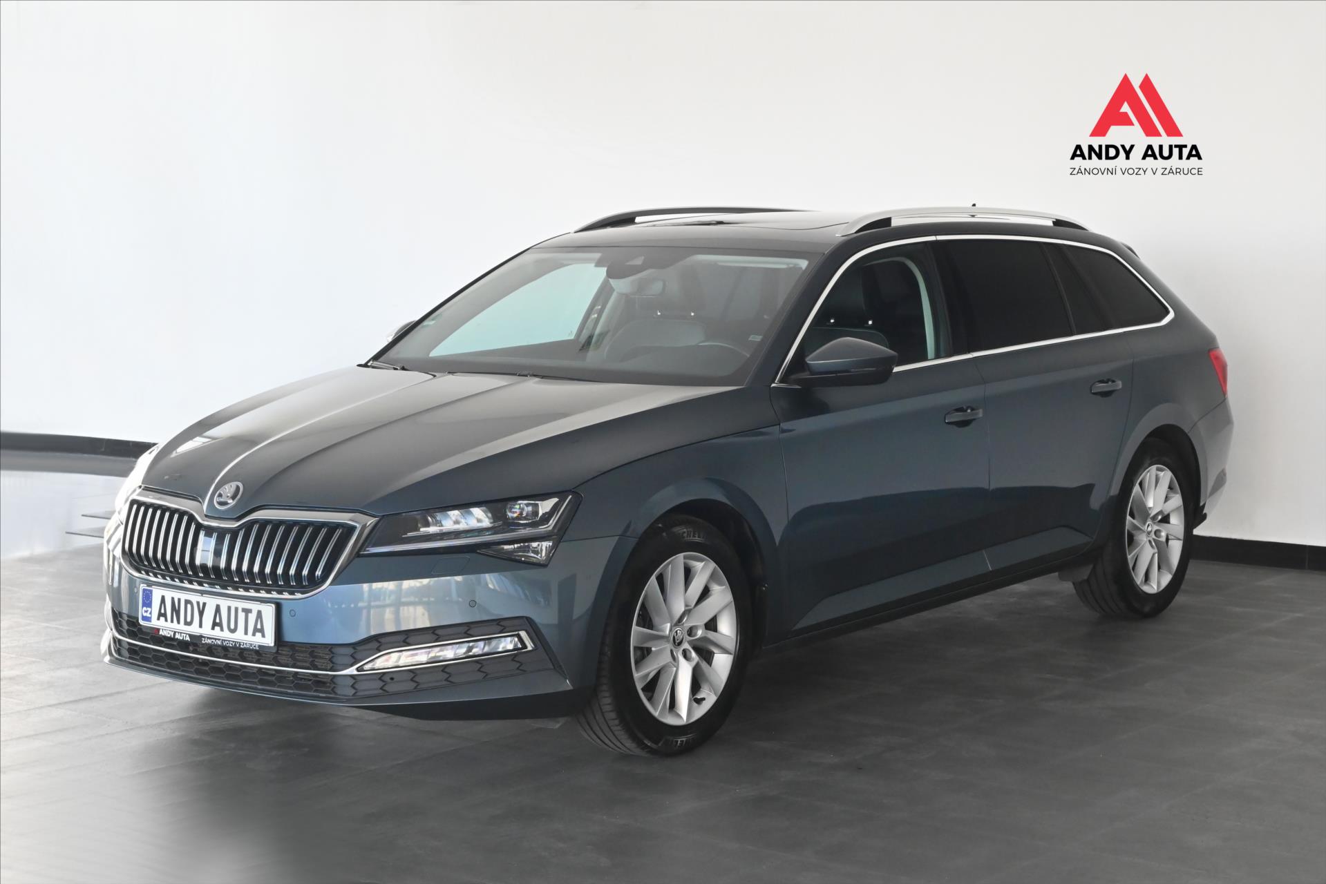 koda Superb 2,0 TDI 110 kW*DSG*STYLE*Zruka a 5 let