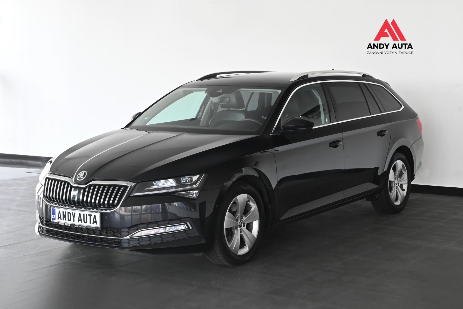 koda Superb 2,0 TDI 110 kW DSG STYLE Zruka a 5 let