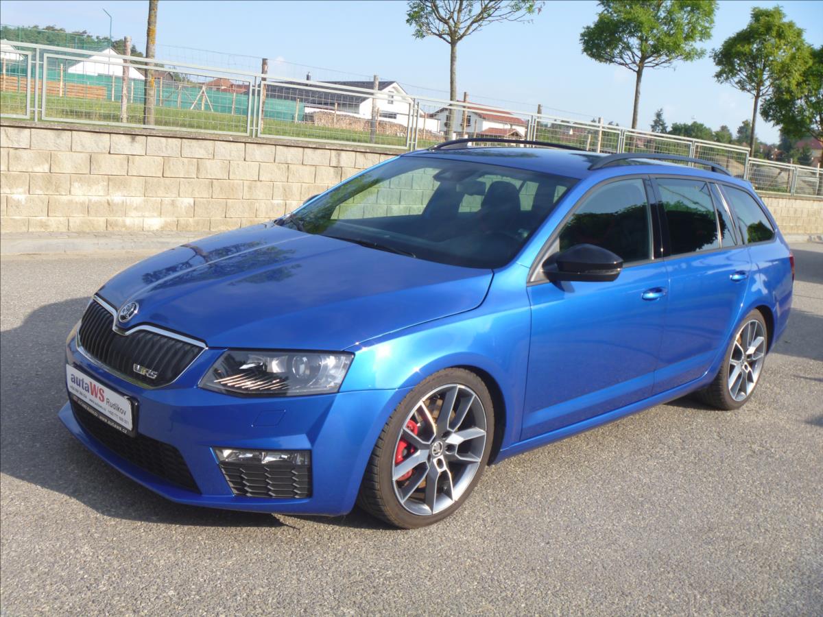 koda Octavia 2,0 TDI RS 135kW NAVI KAMERA