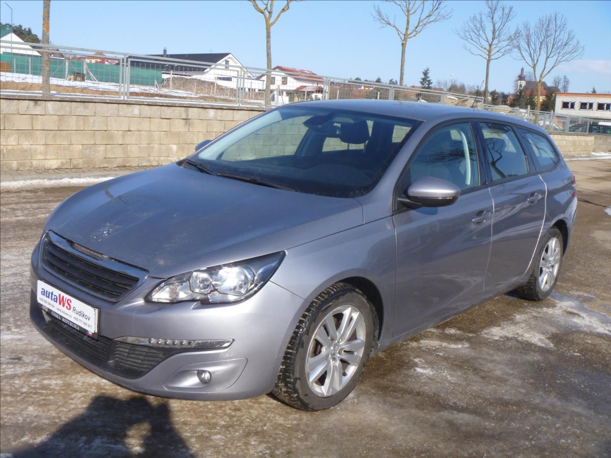 Peugeot 308 1,6 HDI 88kW NAVIGACE