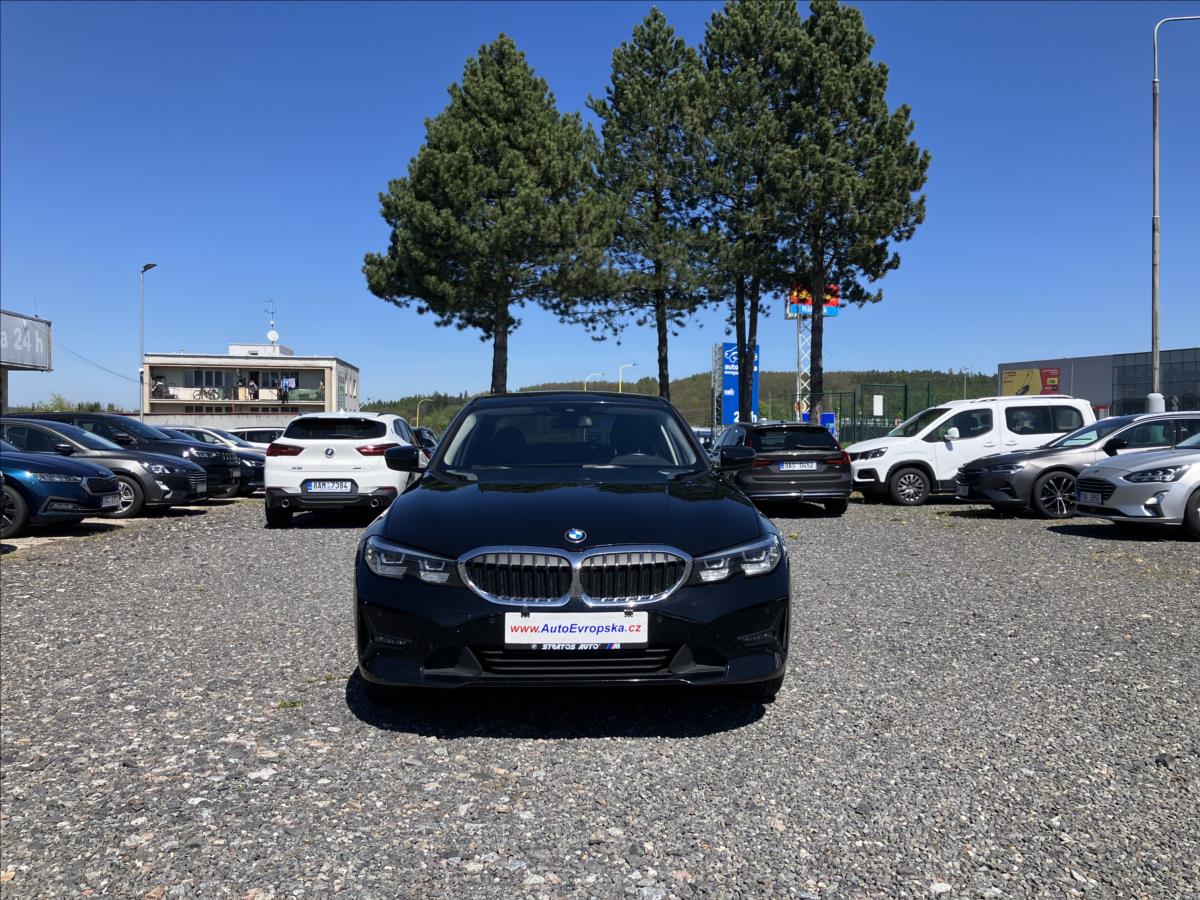 BMW ada 3 2,0 320i AT