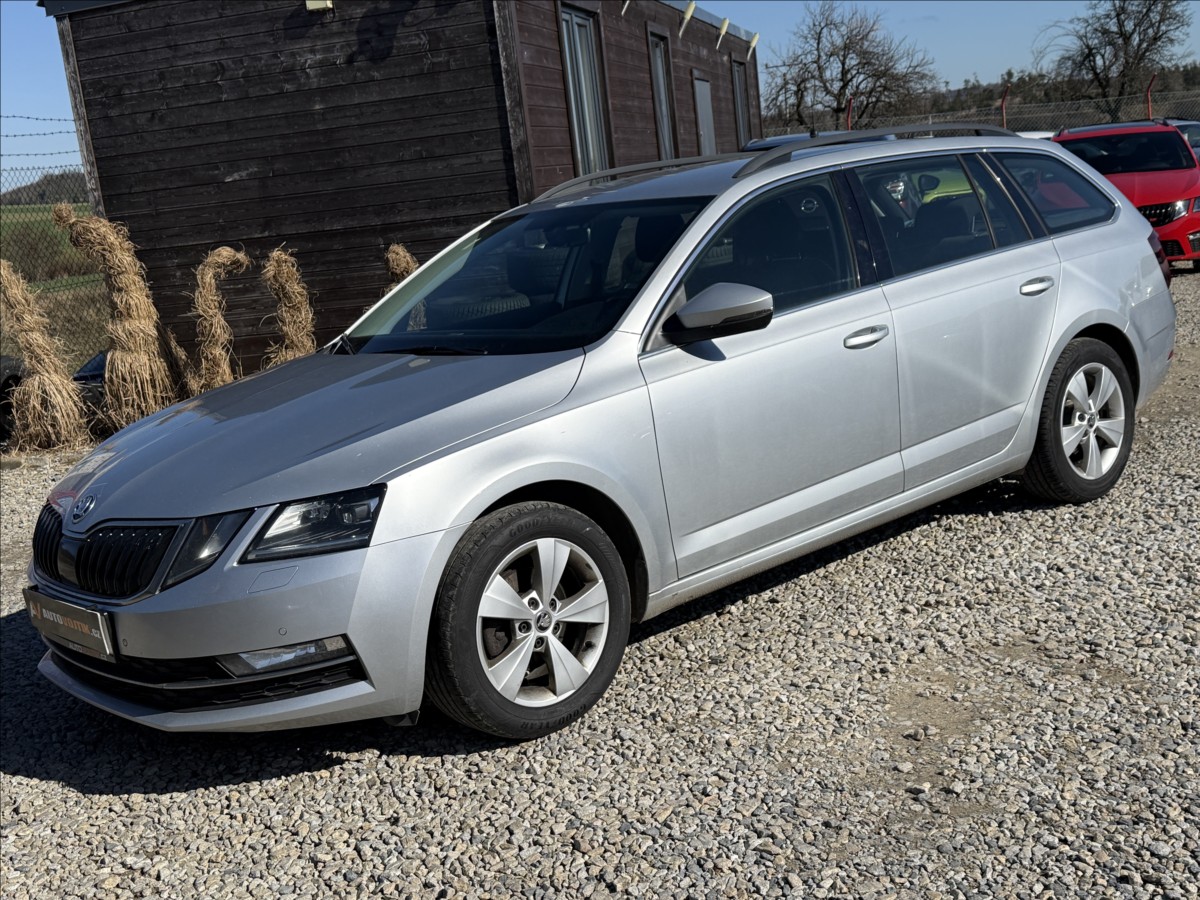 koda Octavia 1,6 85kW Style NAVI,NOV MOTOR