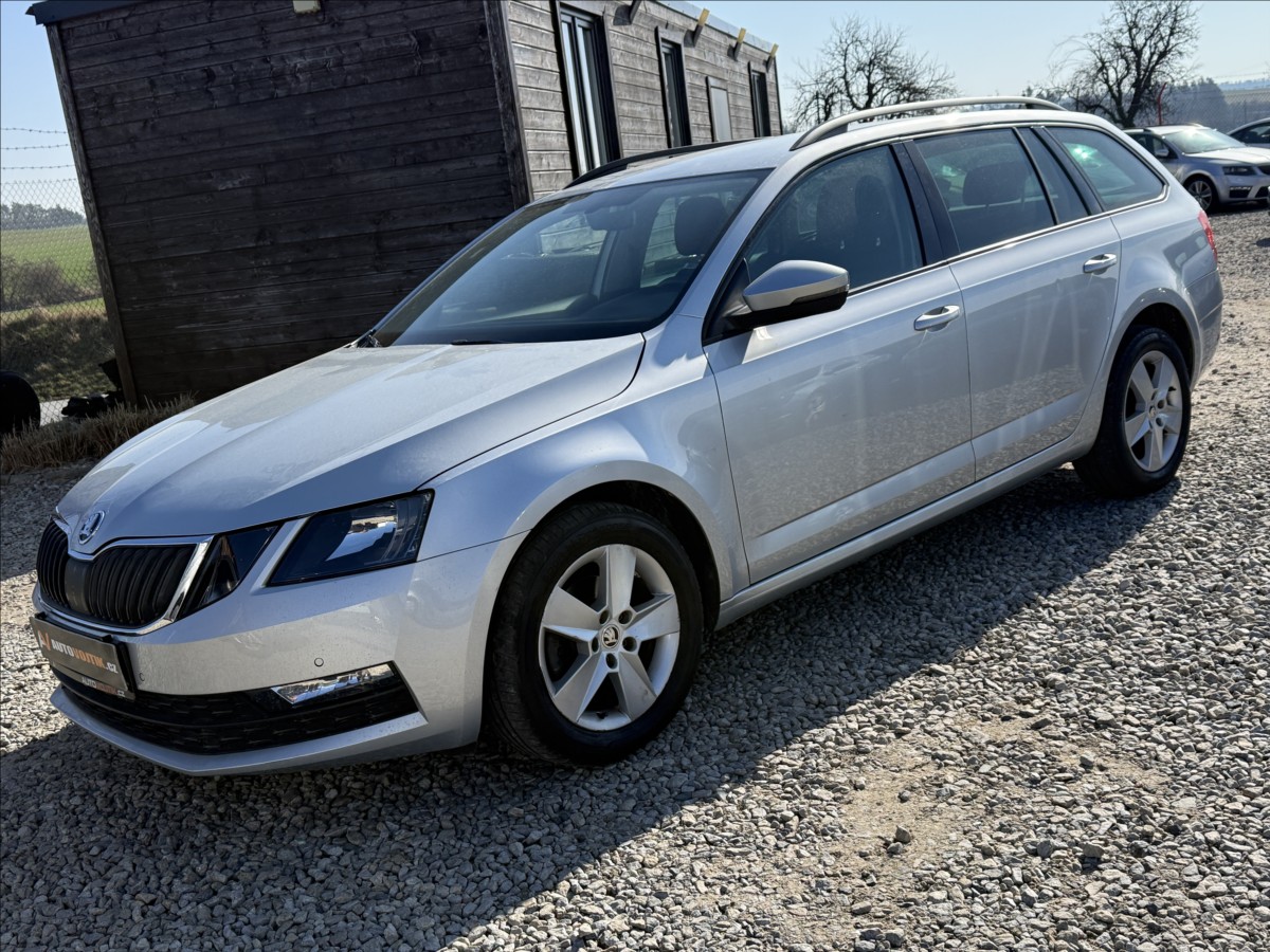 koda Octavia 1,6 TDI 85kW DSG Style Combi