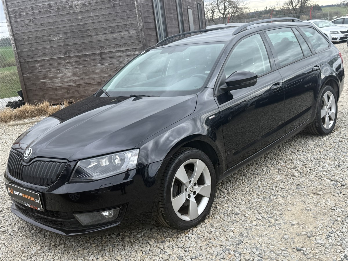 koda Octavia 2,0 110kW DSG 2017 NAVI XENONY