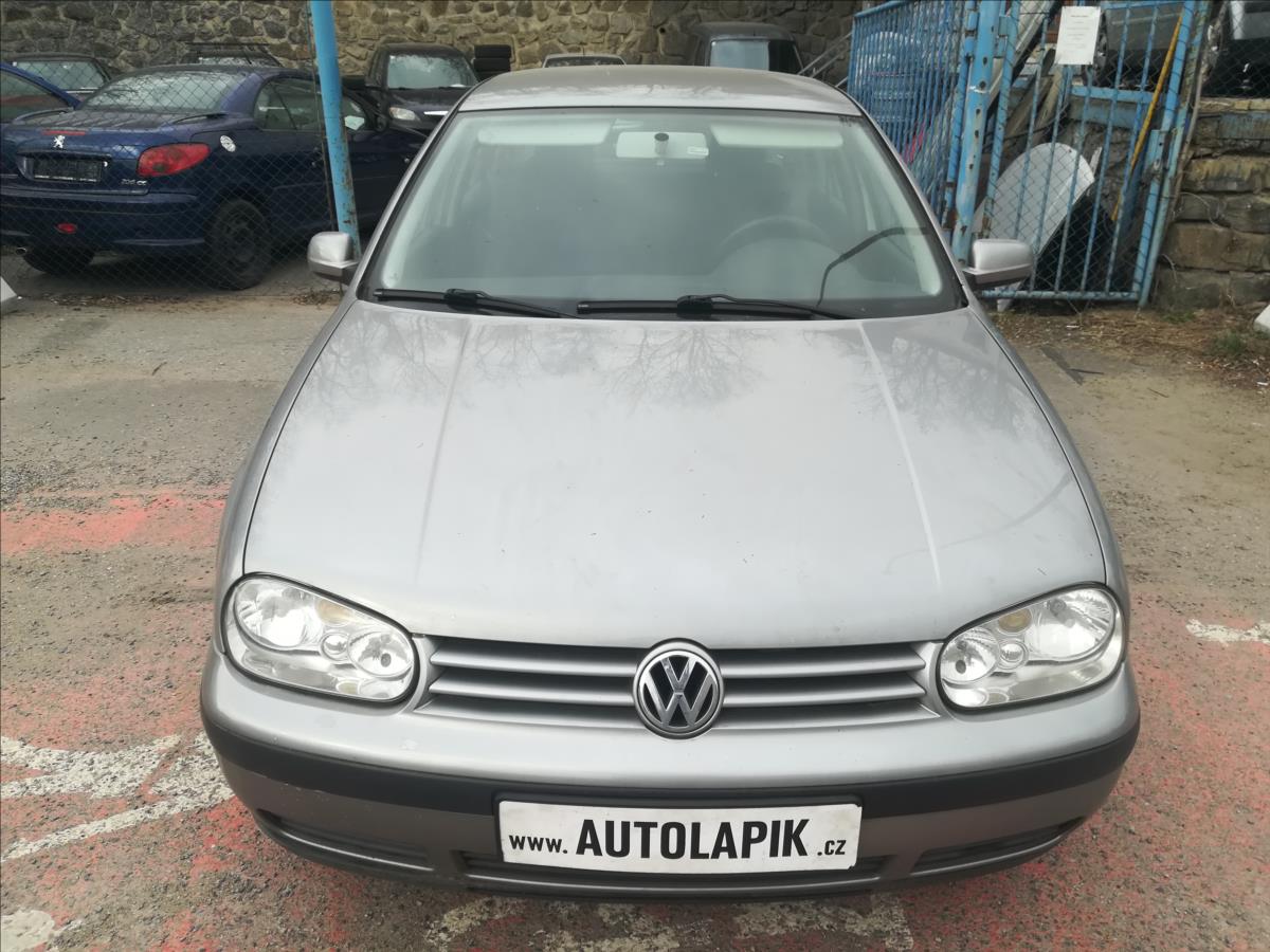 Volkswagen Golf 1,4 16V Special