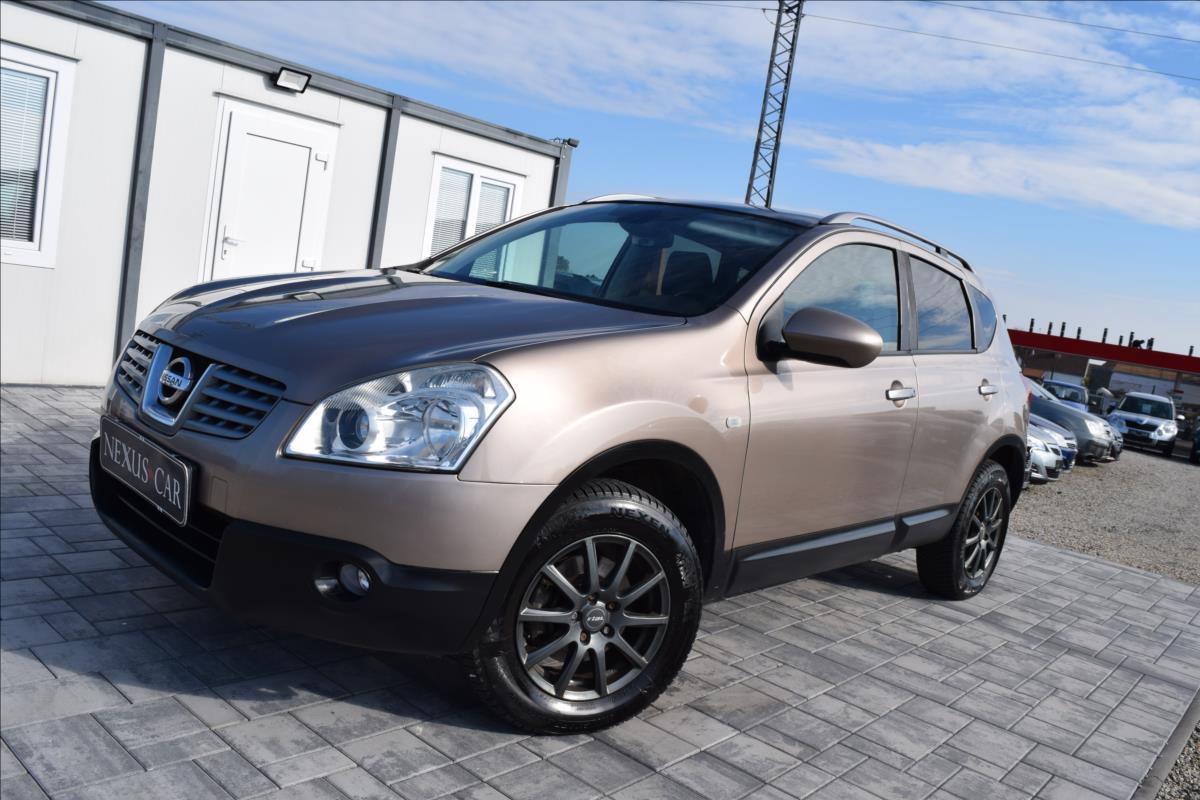 Nissan Qashqai 2,0 dCi 110KW 4x4 NOV V CZ