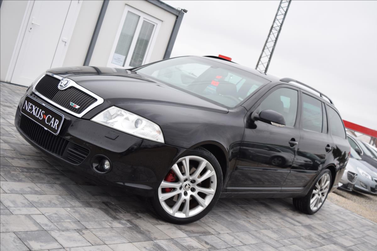 koda Octavia 2,0 TDI 125KW RS  PO SERVISE