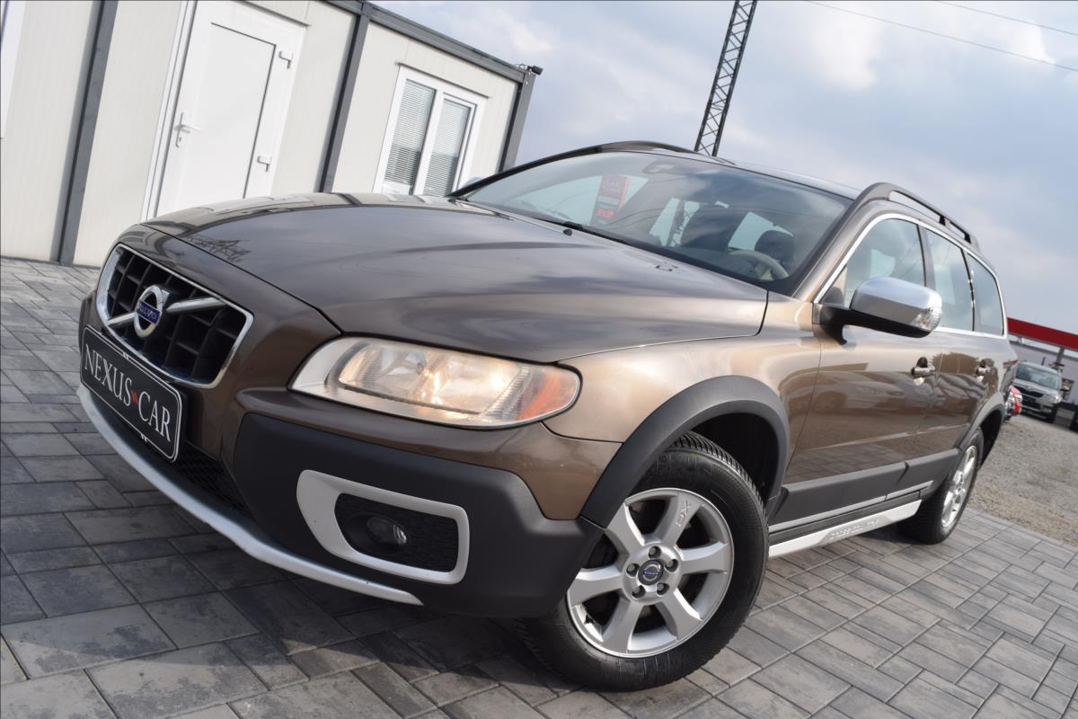 Volvo XC70 2,4 120KW Momentum AWD