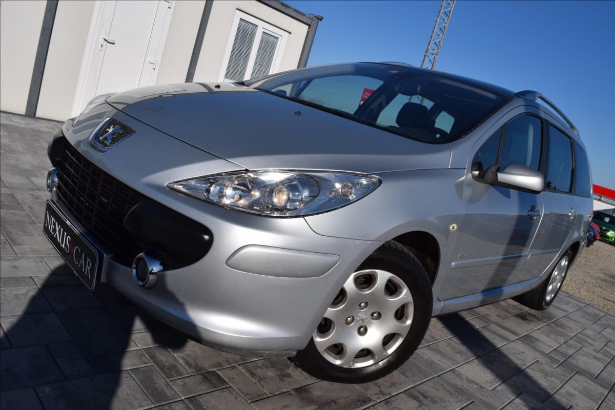 Peugeot 307 1,6 HDI 80KW TAN PANORAMA